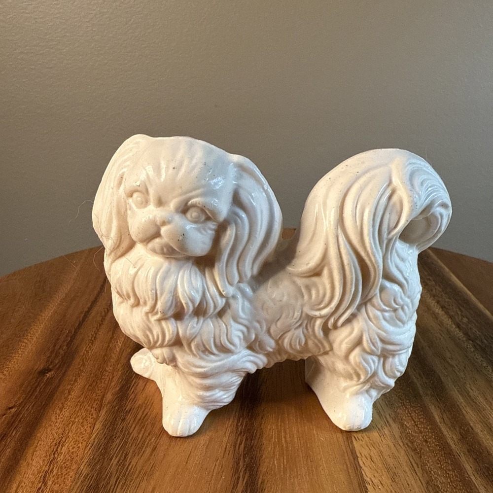Vintage avon royal pekingese Fernerie Decorative Pomander
